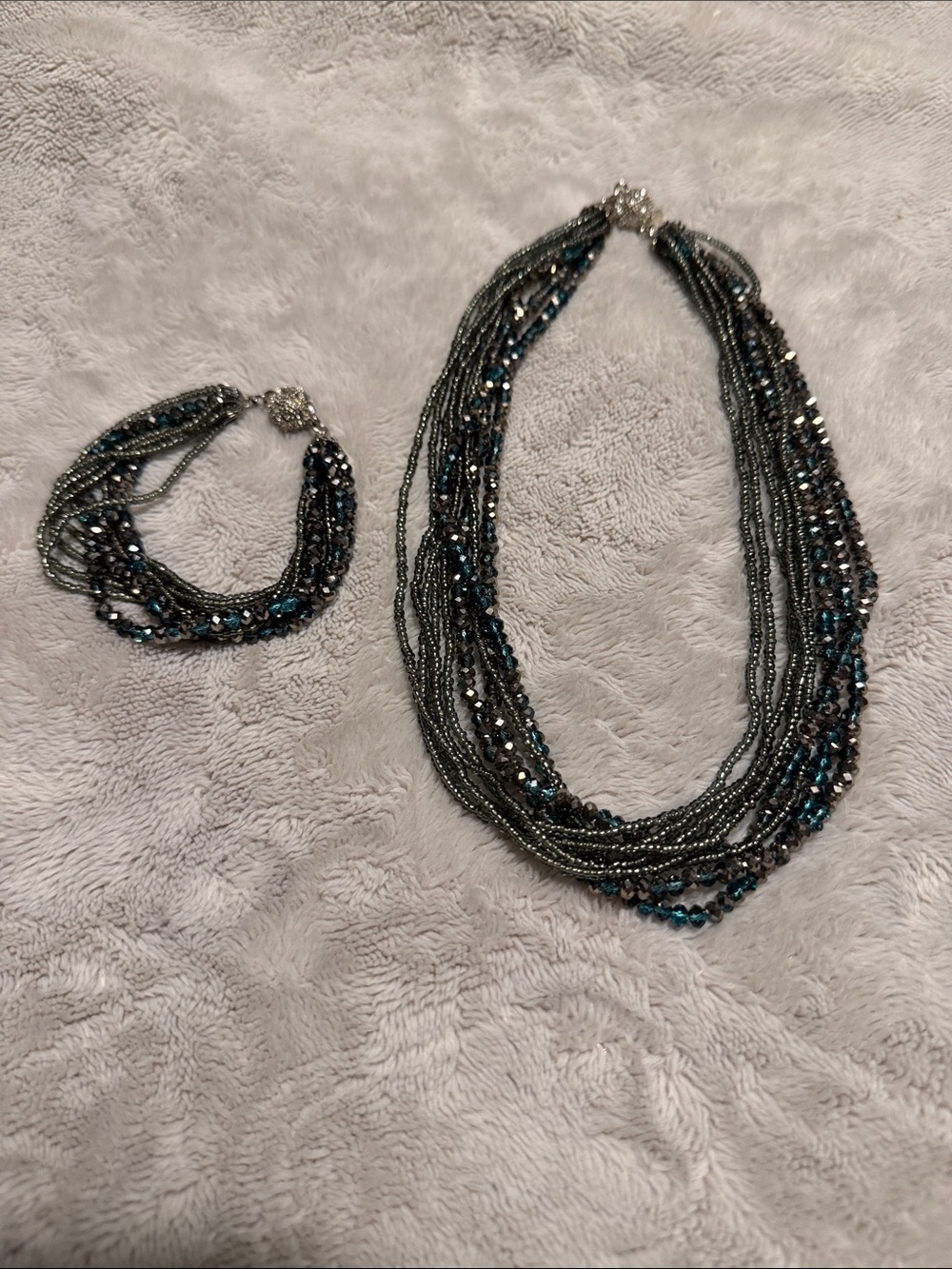 Premier Designs Teal and Gunmetal Multi-Strand Necklace and Bracelet Set